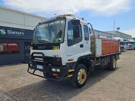 2004 Isuzu F3 FSS 550 4x4 Fire Truck - picture0' - Click to enlarge