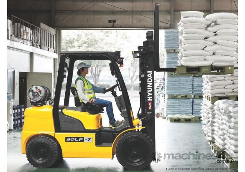 FORKPAC  - HYUNDAI 25LF-7 COUNTER BALANCE FORKLIFT