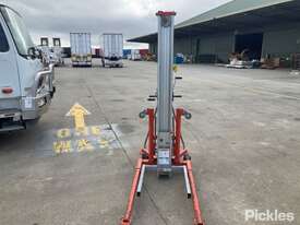 2013 Genie SLC-18 Material Handler - picture0' - Click to enlarge