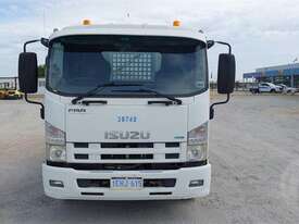 Isuzu FRR 500 - picture0' - Click to enlarge