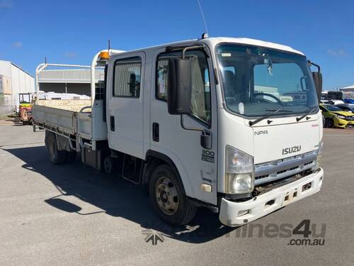 2011 Isuzu NPR300 Crew Crew Cab Tipper