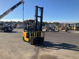 2020 TEU Forklift - picture0' - Click to enlarge