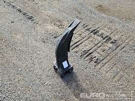 Unused Captok Ripper to suit 1-3T Excavator - picture1' - Click to enlarge
