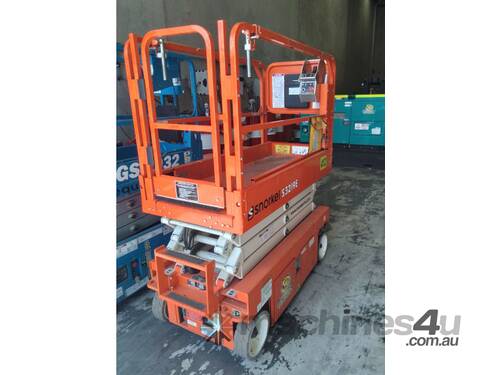 Lift Equipt  - Snorkel 19ft Scissor Lift