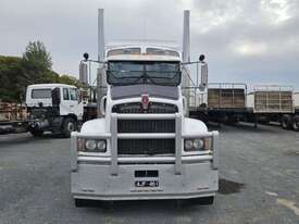 2005 Kenworth T404 Prime Mover Sleeper Cab - picture0' - Click to enlarge