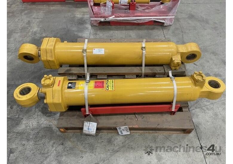 caption 9J-5419 - CATERPILLAR 992D, 992C RECONDITIONED CYLINDER STEERING