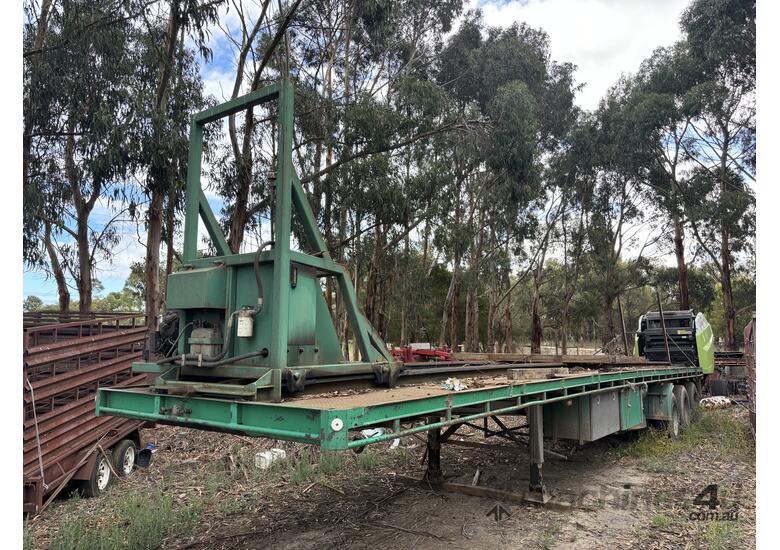caption Skid Off trailer * Only 2 Owners *