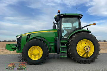 (7598) John Deer 8320R (Runnymede, VIC)