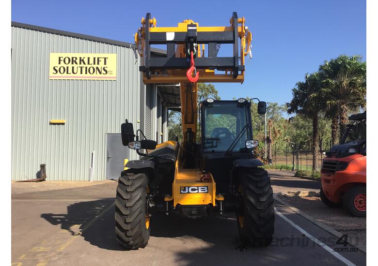 caption JCB 541-70 Industrial Telehandler 4T with 7m Reach - Powerful and Efficient!