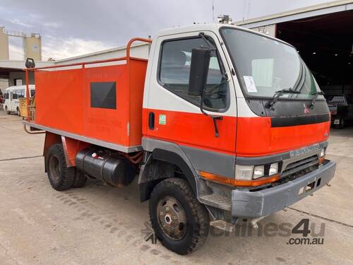 1996 Mitsubishi Canter L 500/600 4X4 Rural Fire Truck