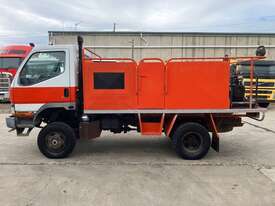 1996 Mitsubishi Canter L 500/600 4X4 Rural Fire Truck - picture2' - Click to enlarge