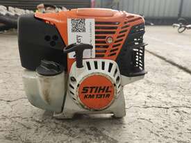 STIHL KM131R  Kombi Engine - picture0' - Click to enlarge