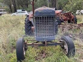 Fordson Major Unknown - picture0' - Click to enlarge