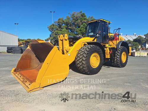 caption CAT 982M Wheel Loaders integrated Toolcarriers