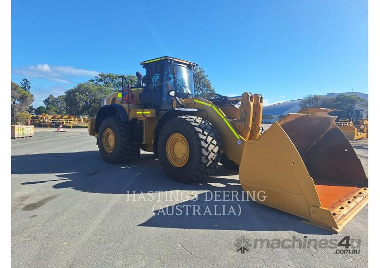 caption CAT 982M Wheel Loaders integrated Toolcarriers