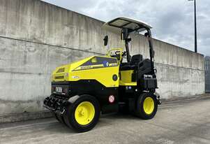 Multipac NEW TM30H Articulated Multi Tyre Roller