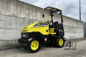 Multipac   TM30H Articulated Multi Tyre Roller