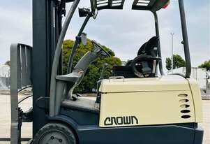 2006 CROWN 1.8T CONTAINER MAST, SC4500 ELECTRIC FORLIFT