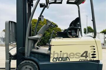 2006 CROWN 1.8T CONTAINER MAST, SC4500 ELECTRIC FORLIFT 2006 CROWN 1.8T CONTAINER MAST, SC4500 ELECTRIC FORLIFT
