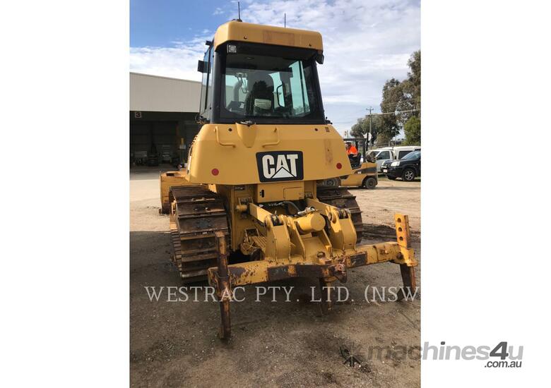 caption CAT D6KXL Track Type Tractors