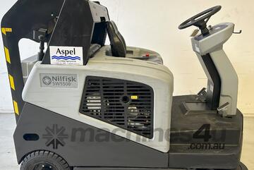 Nilfisk SW5500 rider high-dump LPG sweeper Nilfisk SW5500 rider high-dump LPG sweeper