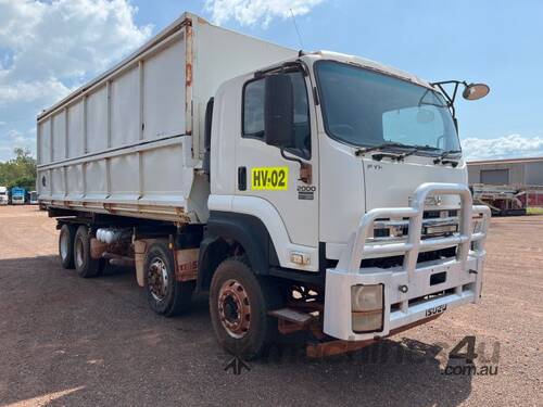 caption 2015 Isuzu FYH 300-350 Side Tipper