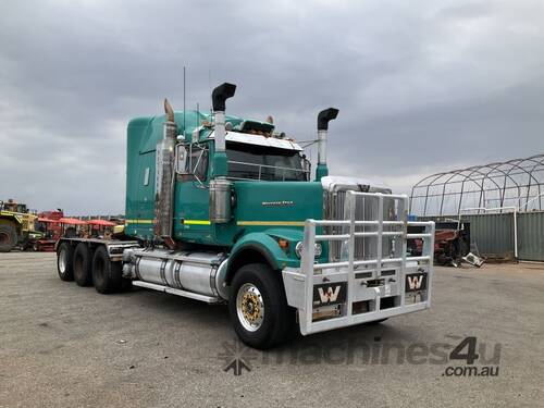 caption 2013 Western Star 4900FX Tri Drive Prime Mover