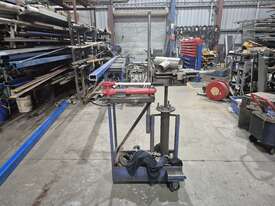 Hydraulic Body Frame Repair Kit on Trolley - picture0' - Click to enlarge