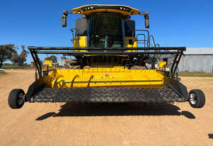 New Holland 76C Header Front Harvester/Header