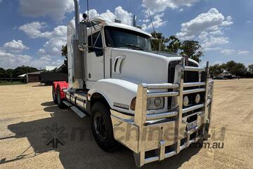 2004 KENWORTH T404 PRIME MOVER