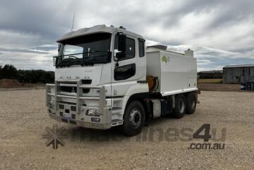 Mitsubishi Fuso Watercart - 13,000lt