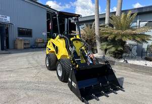 Articulted Mini Loader Hyload WTL30 (Turf Tyres)