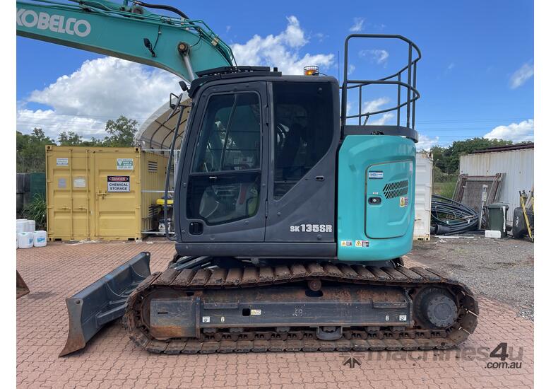 caption 2023 Kobelco SK135SR-7 Excavator