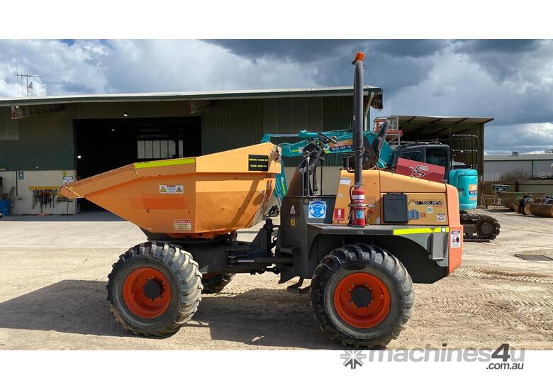 caption 2016 Ausa 1000 APG