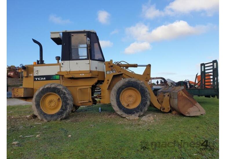caption TCM 830-2 Front End Loader