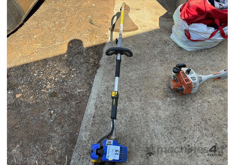 caption Victa Tornado Brush Cutter