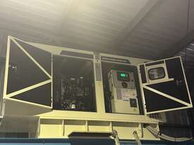 88 KVA generator - 17hrs use - picture1' - Click to enlarge