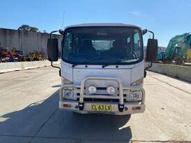 2011 Isuzu NH NLSR B11  - picture0' - Click to enlarge