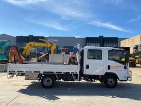 2011 Isuzu NH NLSR B11  - picture2' - Click to enlarge