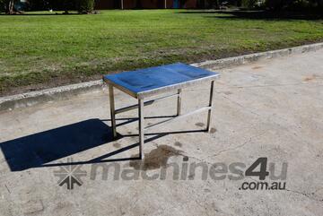 Commercial Stainless Steel Table - 1000 x 600mm