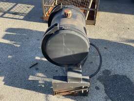 Oil Tank Tray Attachment - picture1' - Click to enlarge