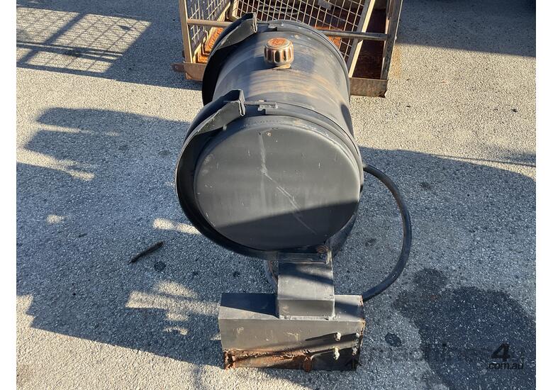 caption Oil Tank Tray Attachment