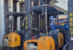 Crown RR5700 Single Deep High Reach 8115mm Lift Height