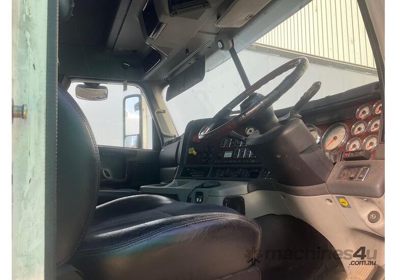 caption 2014 Freightliner Argosy FLH Prime Mover