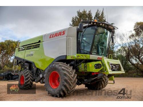 (8724) 2019 CLAAS Lexion 760