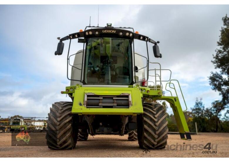 caption (8724) 2019 CLAAS Lexion 760