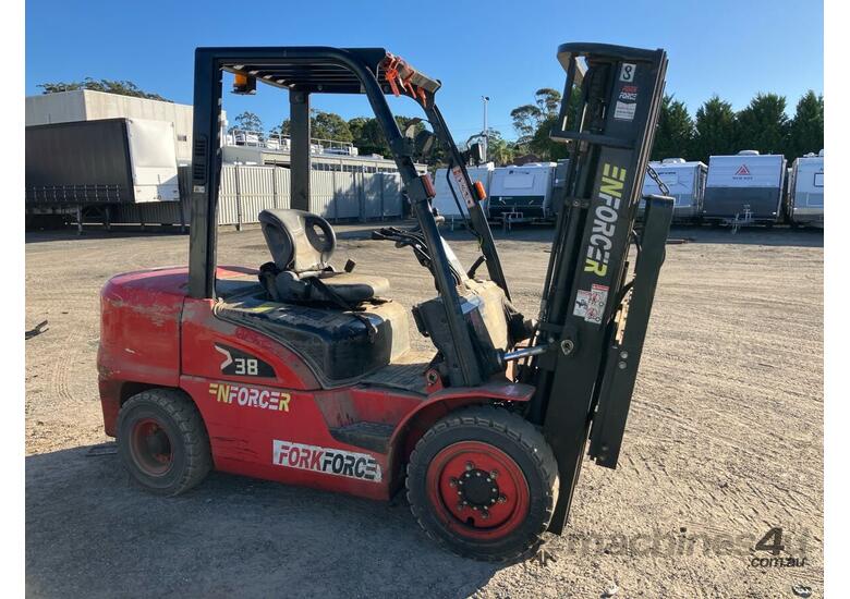 caption 2021 Forkforce FLDAXT25-01Y2ZS 3 Stage Forklift Truck