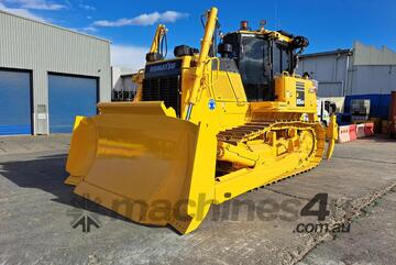 Komatsu 2018   D85EXi_18