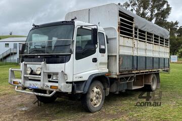 1997 Isuzu FSR700A Cattle Truck