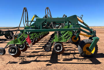 Boss NX 25 Disc Seeder Seeding/Planting Equip